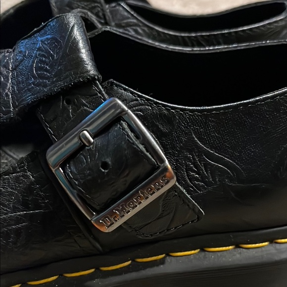 Vintage Dr. Martens Mary Jane Tooled Floral Black Leather Buckle Shoes Size 7 - Picture 12 of 12